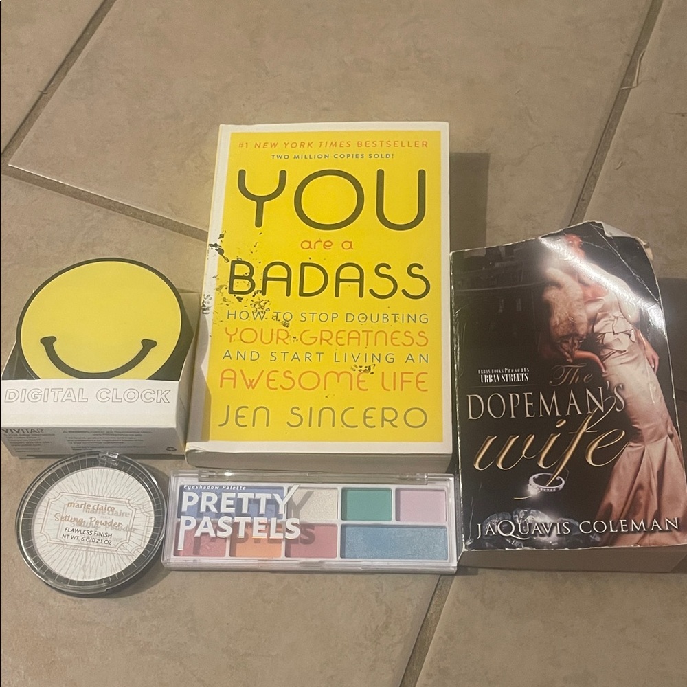 Book and Makeup Set with Digital Clock